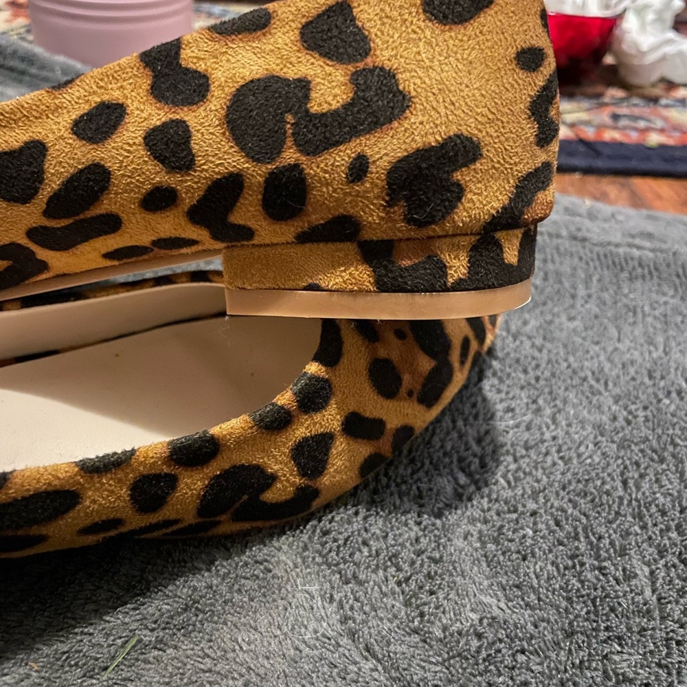 HALSTON pointed toe leopard suede loafers/flats. 1/2” heel. Size US 6.5.